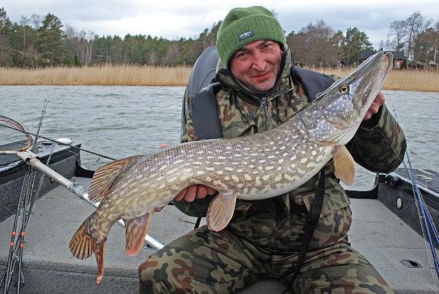 Wyprawy na ryby do Finlandii - www.przewodnicywedkarscy.pl - Szkiery Turku