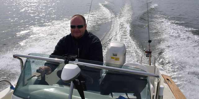 Łukasz Pasiuk i jego szybka łódź