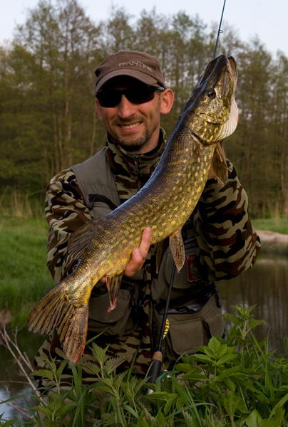 Wywiad dla przewodnicywędkarscy.pl - Andrzej Lipiński Wywiad dla przewodnicywędkarscy.pl - Andrzej Lipiński
