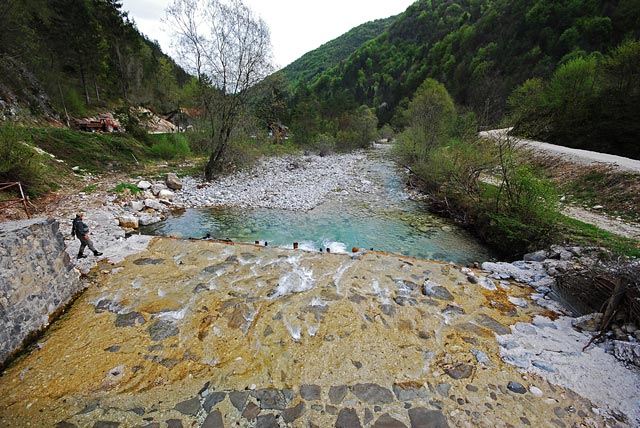 Spiętrzenie na Trebuscicy - Słowenia - Łowienie na muchę - www.przewodnicywedkarscy.pl - Wyprawy wędkarskie
