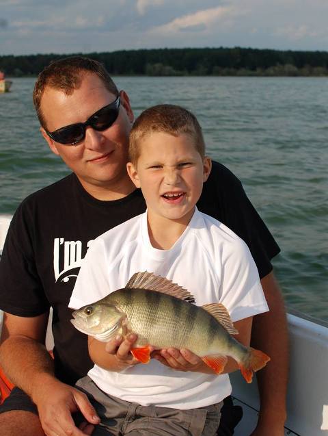 wyprawy-wadkarskie-na-okonie-wwwprzewodnicywedkarscypl-wyprawy-na-ryby-5