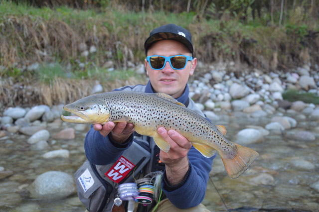 Wyprawy muchowe - www.przewodnicywedkarscy.pl - Fly Fishing in Bialka River