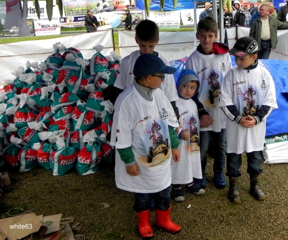 Zawody dla Dzieci - Dzień Dziecka w Myszkowie - www.przewodnicywedkarscy.pl Zawody dla Dzieci - Dzień Dziecka w Myszkowie - www.przewodnicywedkarscy.pl