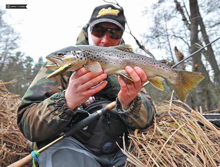 wyprawy na pstrągi - wyprawy na ryby - www.przewodnicywedkarscy.pl