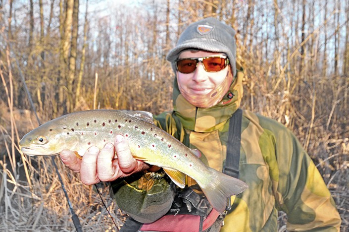 Wyprawy na pstrągi - www.przewodnicywedkarscy.pl - pstrąg potokowy
