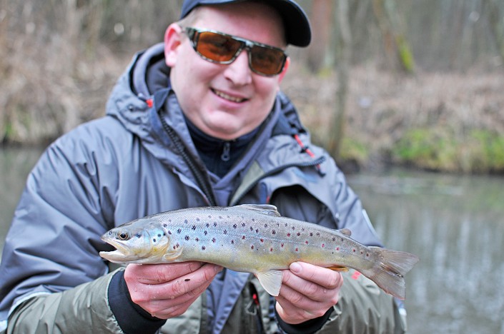 Wyprawy na pstrągi - www.przewodnicywedkarscy.pl - pstrąg potokowy